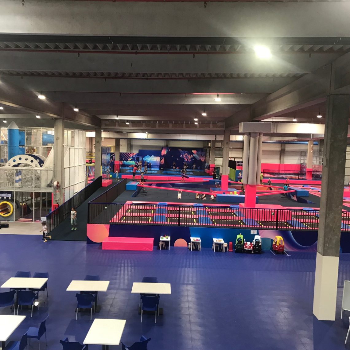 Trampolínové centrum, HU