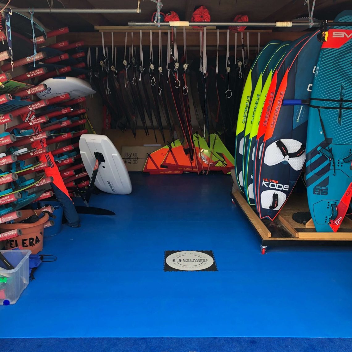 Wypożyczalnia desek surfingowych, Hiszpania