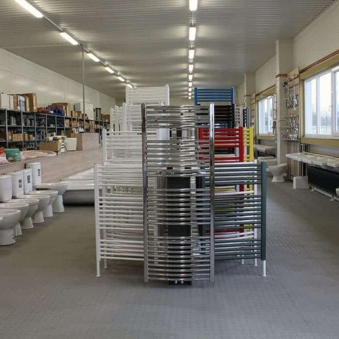 Prodejna instalatérských potřeb, Česko
